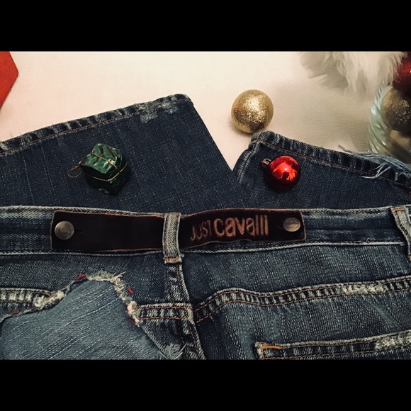 “JUST CAVALLI” EXTREMELY Distressed men’s jeans. - Picture 5 of 8